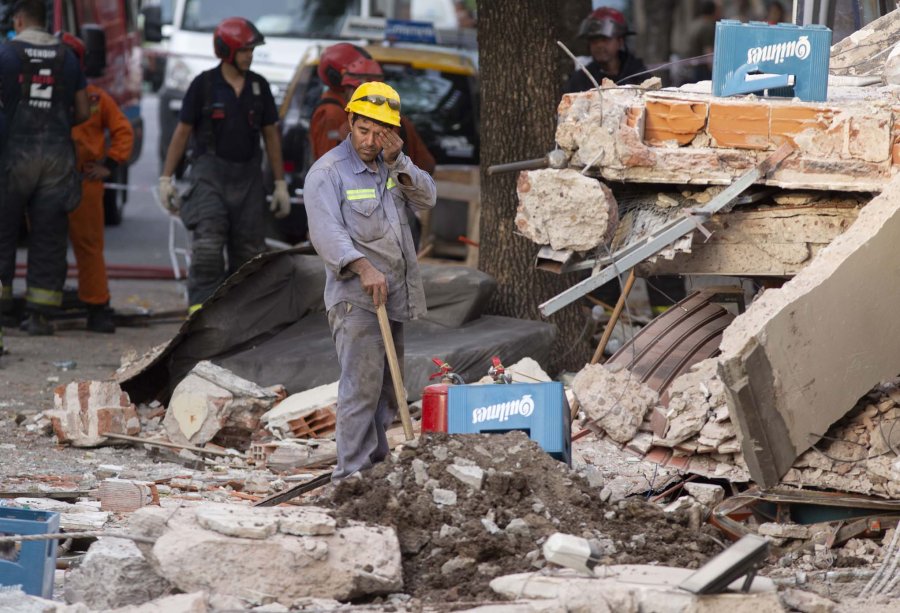 FOTO NA &iquest;EN FALTA?. El supermercado con vivienda familiar estaba ubicado junto a una obra en construcci&oacute;n.