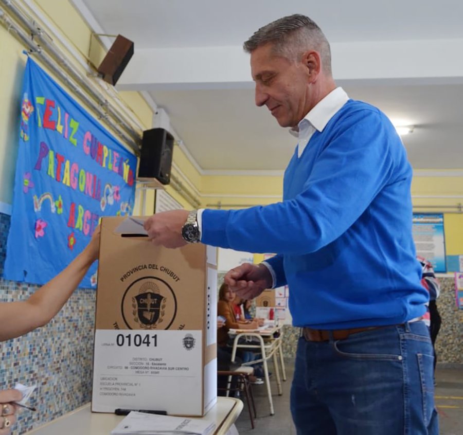 FOTO NA ARCIONI. Actual gobernador de la provincia de Chubut.