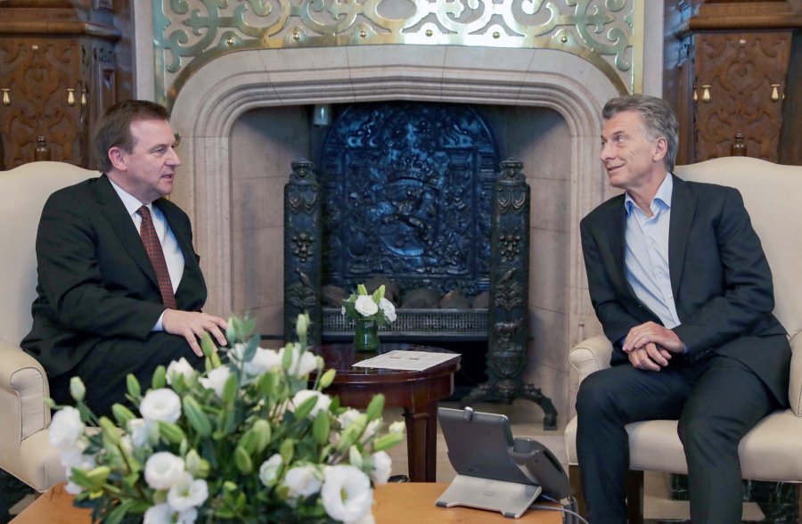 FOTO NA PRESIDENTE. Mauricio Macri se reuni&oacute; con su equipo econ&oacute;mico y tambi&eacute;n recibi&oacute; a autoridades de ExxonMobil.