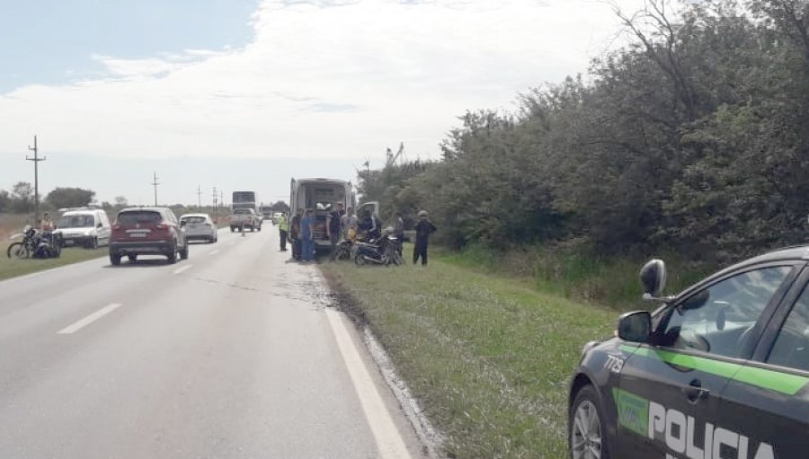 FOTO LA OPINION  RUTA 34. Es por dem&aacute;s peligrosa para el tr&aacute;nsito de autom&oacute;viles, por los camiones y micros; m&aacute;s a&uacute;n para motocicletas.