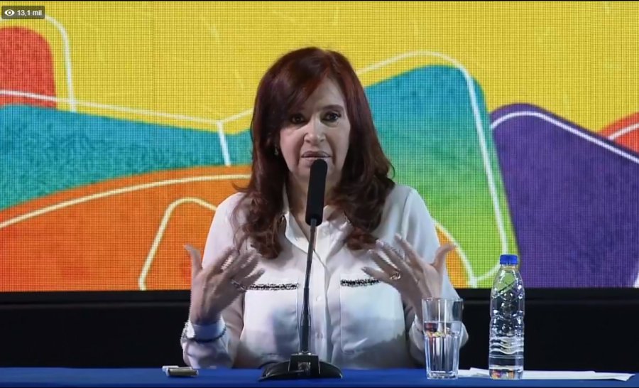 FOTO NA CRISTINA. Volvi&oacute; a la escena p&uacute;blica para hablar de su libro r&eacute;cord.