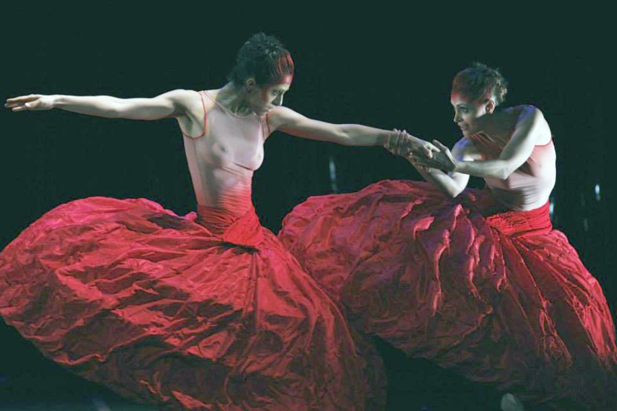FOTO ARCHIVO BALLET TEATRO SAN MARTIN// ERIKA ZIMMERMANN./ En la obra &ldquo;Flamma Flamma&rdquo; (coreograf&iacute;a de Mauricio Wainrot).