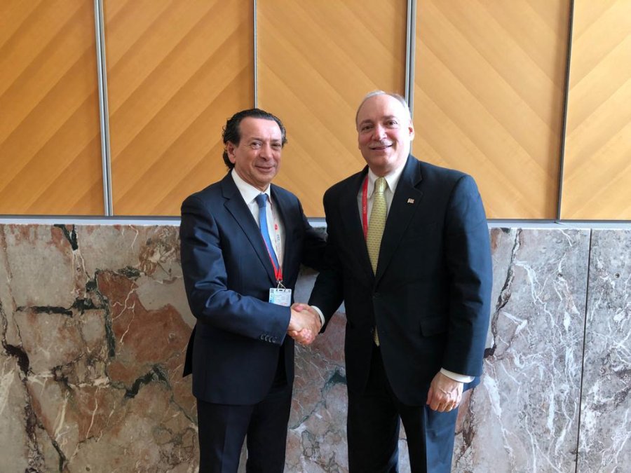FOTO NA SICA. Con Patrick Pizzella, vicesecretario de Trabajo de EE. UU.