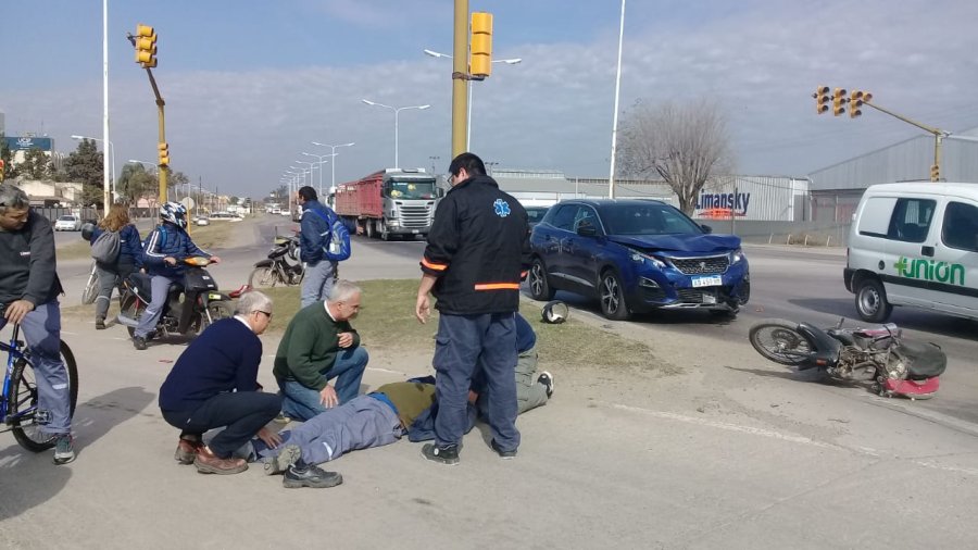 FOTO DIEGO OLIVA ATENCION. Recibi&oacute; la persona accidentada ayer.