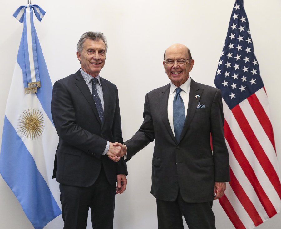 FOTO NA EN OLIVOS. Macri con Wilbur Ross.