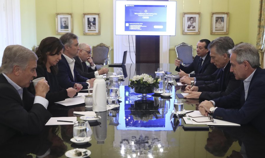 FOTO NA GABINETE. Se conocieron los patrimonios de los funcionarios.