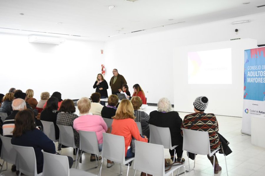 FOTO PRENSA MUNICIPAL PRESENTACION. El viernes se hizo el lanzamiento de la Campa&ntilde;a por el Buen Trato a las Personas Mayores.