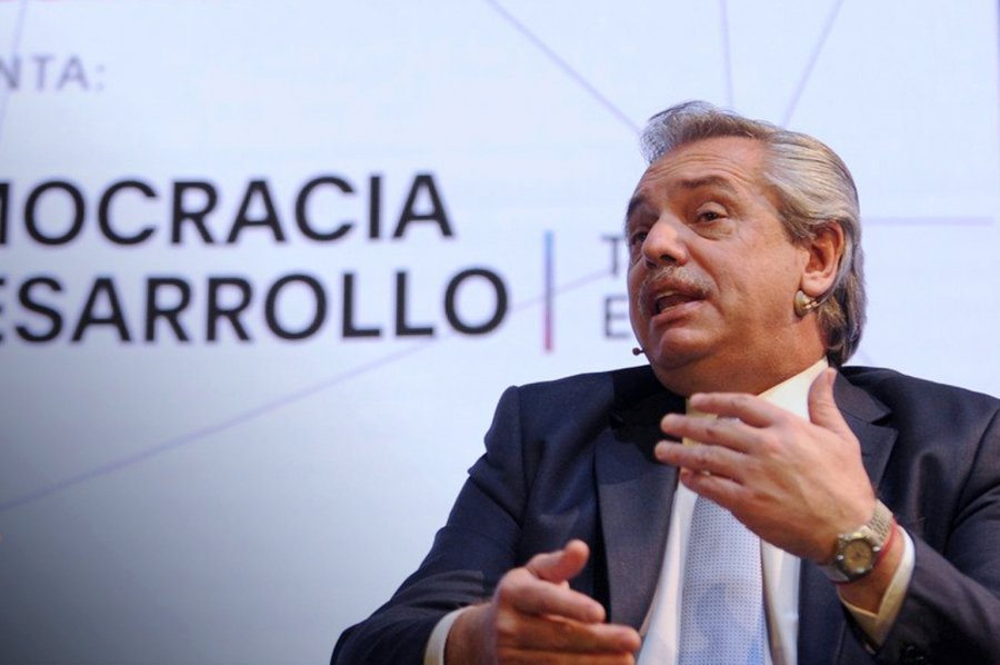 FOTO NA CANDIDATO MAS VOTADO. Fern&aacute;ndez, al igual que Macri, habl&oacute; en el evento de Clar&iacute;n.
