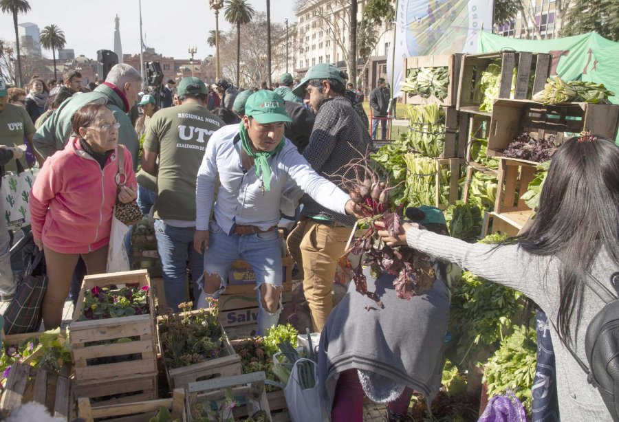 FOTO NA CAME. Elabora mes a mes un relevamiento sobre los productos del campo.