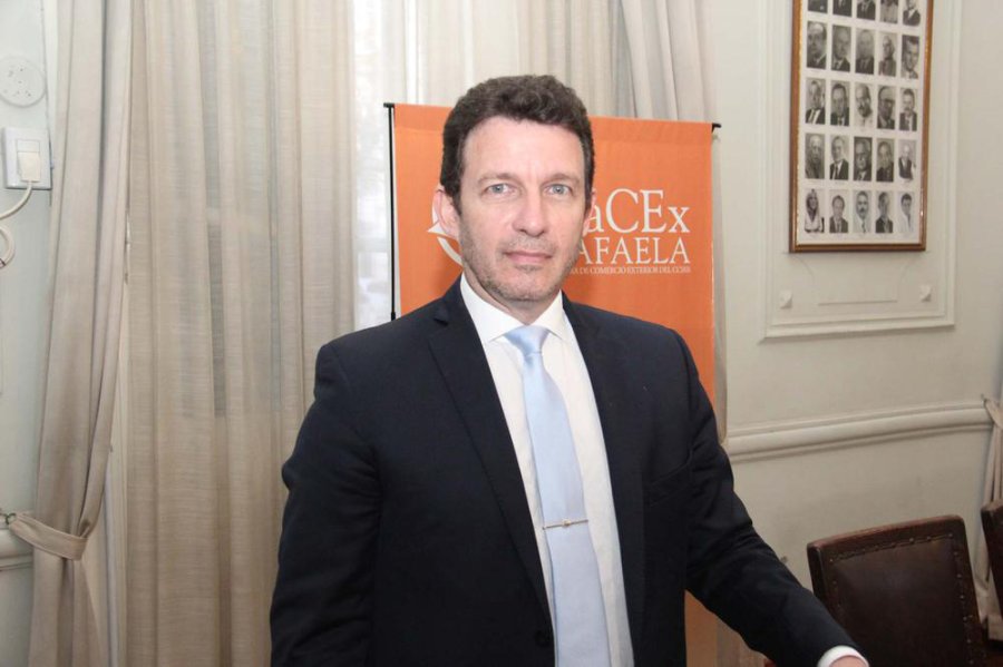 GUSTAVO SEGRE