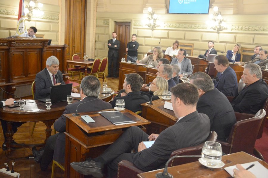 FOTO PRENSA CAMARA DE SENADORES ANTE LA LEGISLATURA PROVINCIAL. El Fiscal General, Jorge Baclini, present&oacute; el Informe Anual de Gesti&oacute;n.