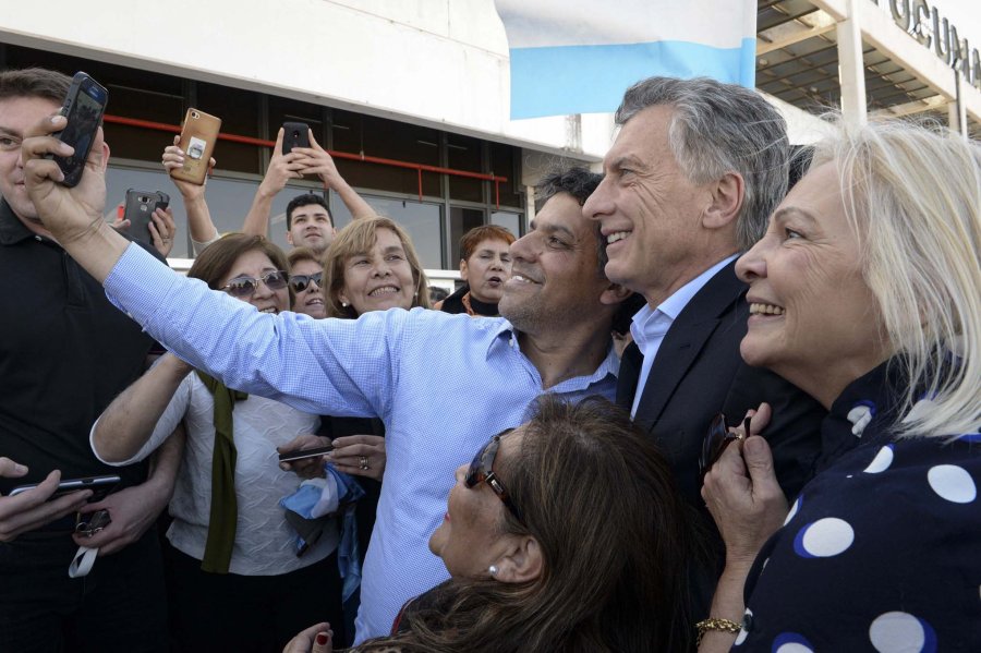 FOTO NA MACRI. Interrumpe la campa&ntilde;a apenas por un par de d&iacute;as con su viaje a EE. UU..