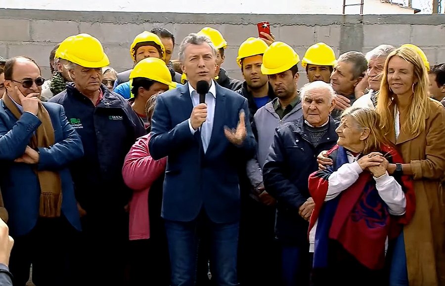 FOTO NA MAURICIO MACRI. El Presidente de la Naci&oacute;n inaugur&oacute; una obra en Saladillo.