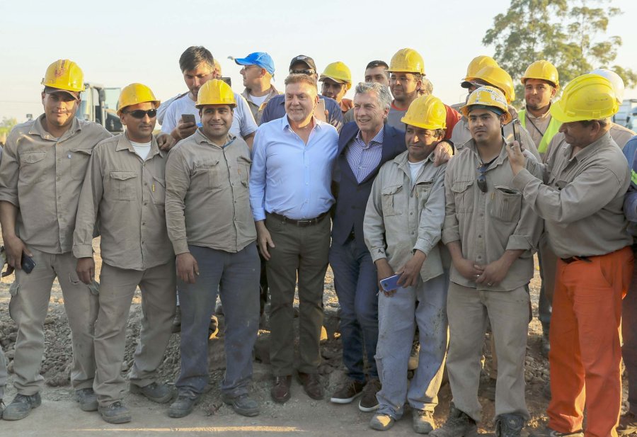 FOTO NA EN TUCUMAN. Macri busca mejorar su caudal electoral.