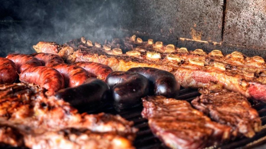 FOTO INTERNET CARNE ARGENTINA. Un producto muy estimado en el mundo entero. FOTO INTERNET ASADO. Una de las tantas muestras del consumo de nuestra carne.