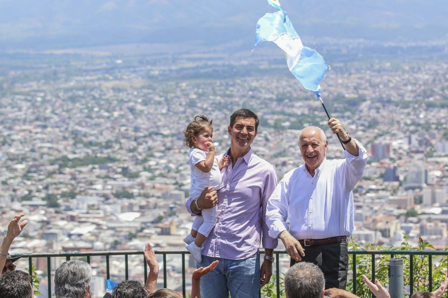 FOTO NA LAVAGNA Y URTUBEY. Procuran romper la polarizaci&oacute;n entre Macri y Fern&aacute;ndez.