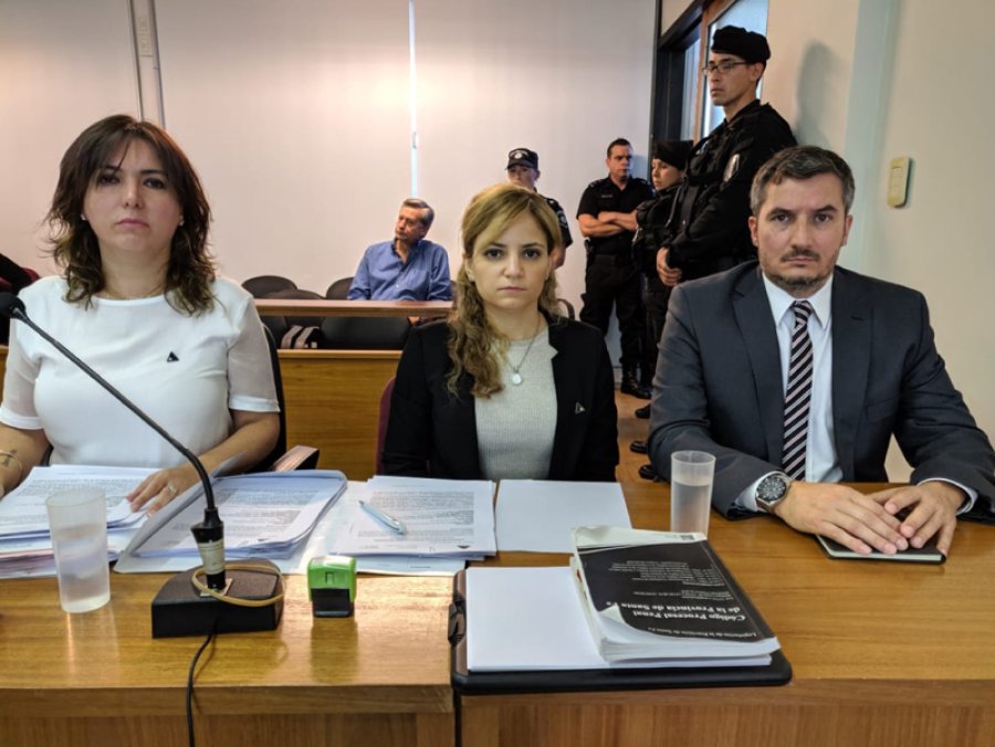 FOTO MPA FISCALIA REGIONAL N&deg; 5 RAFAELA. Las fiscales Gabriela Lema y Lorena Korakis, junto al fiscal regional Diego Vigo ayer en Tribunales.