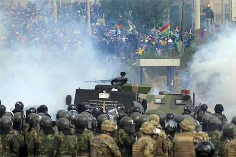 FOTO AFP BOLIVIA. A m&aacute;s de una semana del golpe contra Morales, sigue la violencia.