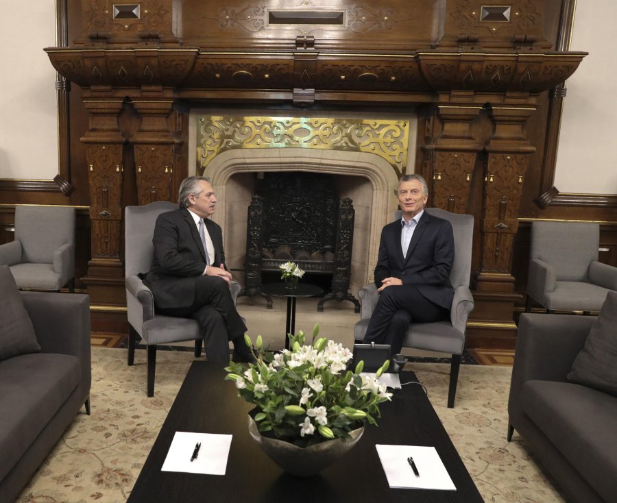 FOTO ARCHIVO NA JUNTOS. Macri recibi&oacute; a Fern&aacute;ndez el pasado 28 de octubre en la Casa Rosada.