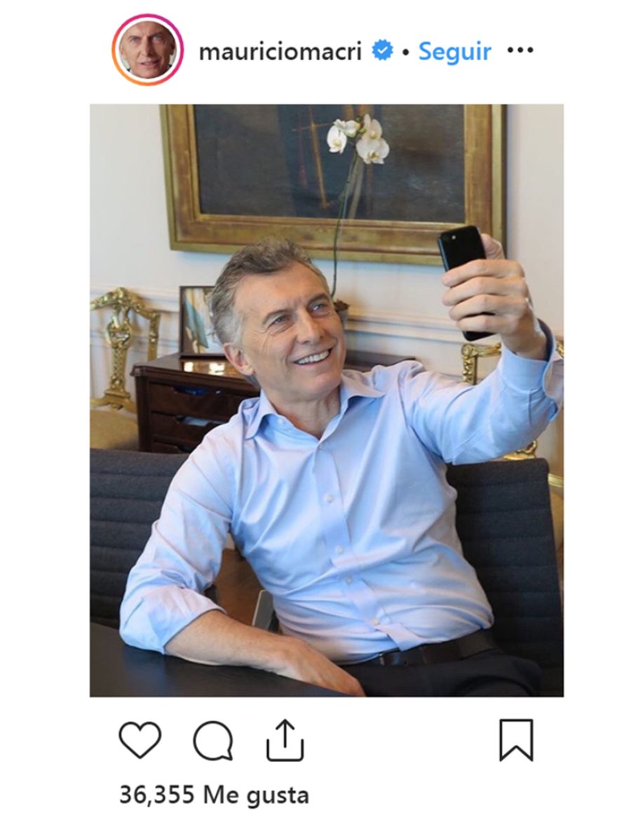 FOTO NA MACRI. Durante su Instagram live.