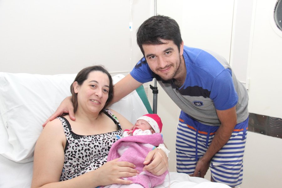 FOTO J. BARRERA// PRIMER NACIMIENTO./ Mayl&eacute;n Milagros lleg&oacute; a las 9:20 de ayer.