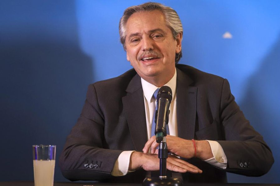 FOTO NA PRESIDENTE. Alberto Fern&aacute;ndez habl&oacute; de las jubilaciones y el cepo cambiario.