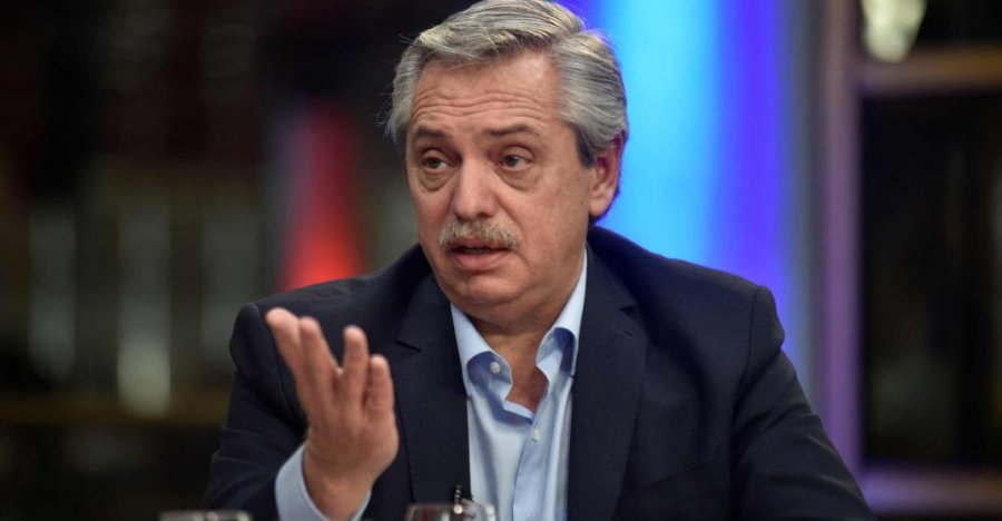 FOTO NA PRESIDENTE. Fern&aacute;ndez analiz&oacute; la realidad econ&oacute;mica en declaraciones a Radio 10.