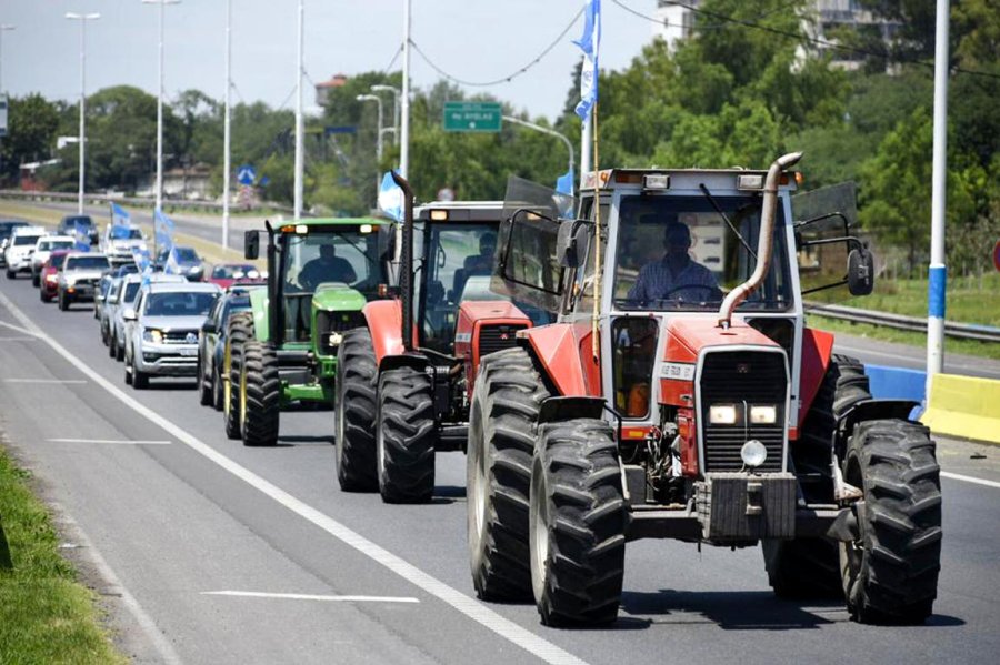FOTO NA TRACTORAZO. Los productores se volvieron a movilizar en Pergamino.