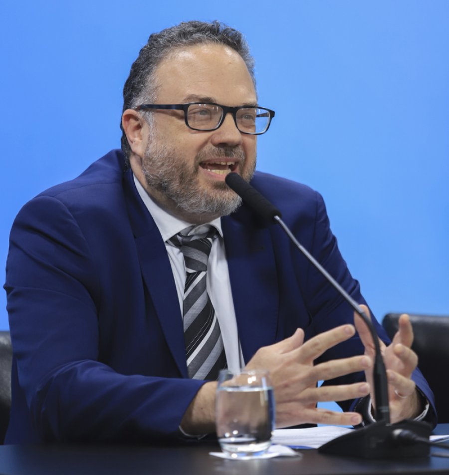 FOTO NA KULFAS. El ministro de Desarrollo Productivo.