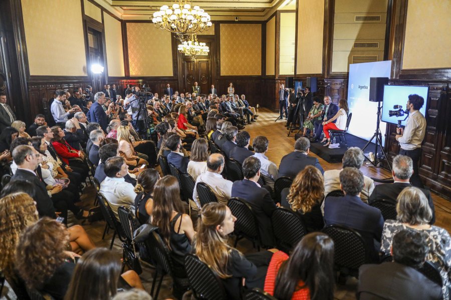 FOTO NA ALBERTO FERNANDEZ. Habl&oacute; luego de participar de un curso en el CCK.