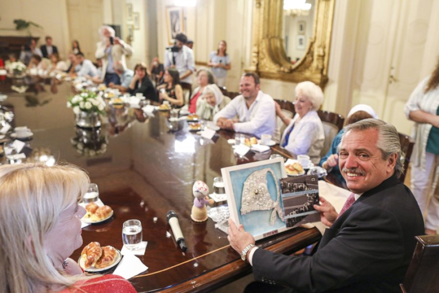 FOTO NA PRESIDENTE. Se reuni&oacute; con diferentes organismos de Derechos Humanos.