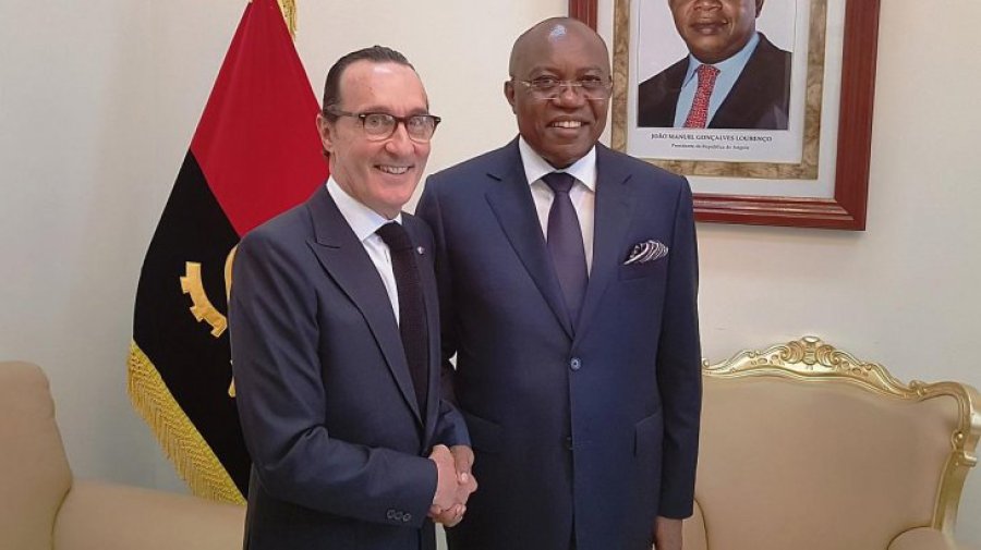 FOTO ARCHIVO BELLANDO. En marzo de 2018, en la embajada argentina en Angola.