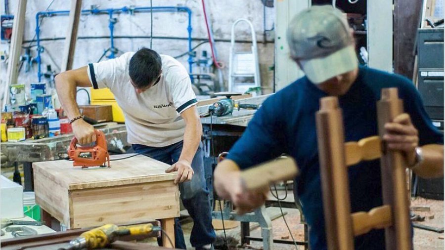 FOTO ARCHIVO EMPLEO. El nivel de ocupaci&oacute;n de las Pymes se desplom&oacute; a ra&iacute;z de la recesi&oacute;n.