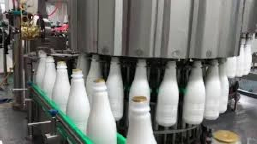 FOTO ARCHIVO LECHE. Desarrollaron el primer equipo que pasteuriza leche envasada.