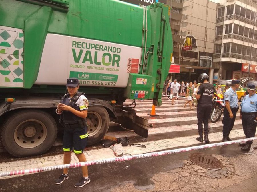 FOTO INTERNET RESCATE. Momento en que se trabaj&oacute; al respecto.  FOTO INTERNET ESCENARIO. Lo observado tras el rescate de la mujer.