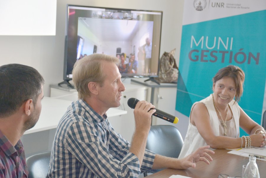FOTO COMUNICACI&Oacute;N.// GONZALO TOSELLI./El Intendente local  durante su locuci&oacute;n.