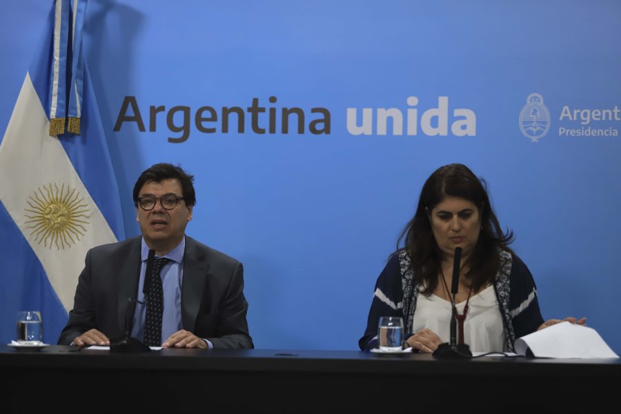 FOTO NA INFORME. Fue ofrecido por los funcionarios Claudio Moroni y Ana Castellani.