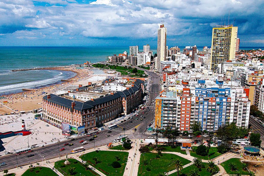 FOTO ARCHIVO MAR DEL PLATA. El destino preferido de los bonaerenses y porteños.