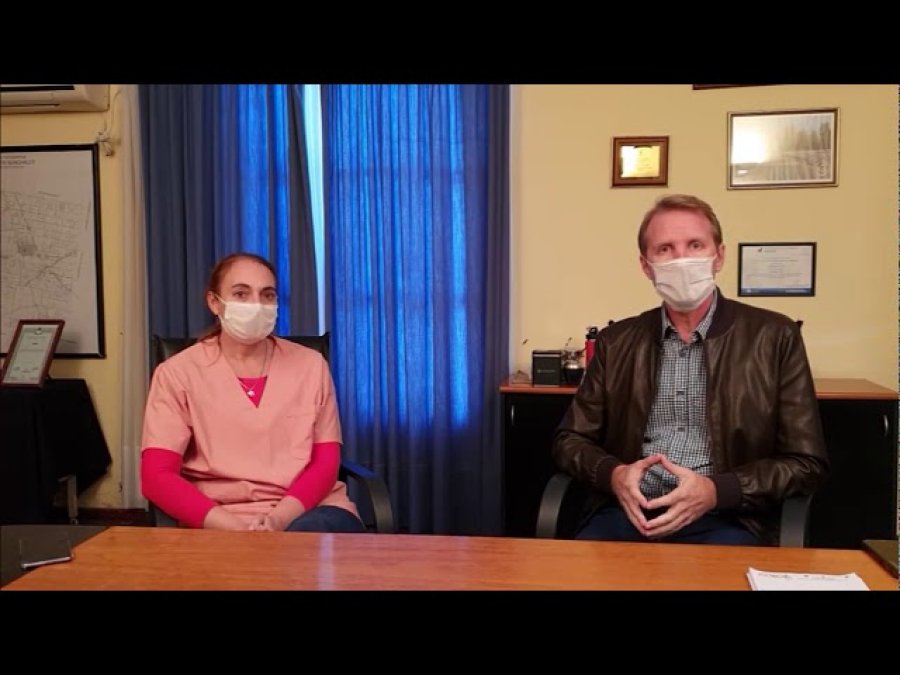 FOTO FACEBOOK MUNICIPALIDAD. ANUCIO./ Fue realizado ayer por el intendente Toselli acompa&ntilde;ado por la Directora del Hospital, Carina Feldman.