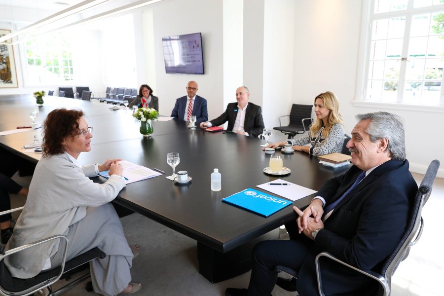 FOTO NA UNICEF. Alberto Fern&aacute;ndez recibi&oacute; a la titular del organismo Luisa Brumana.