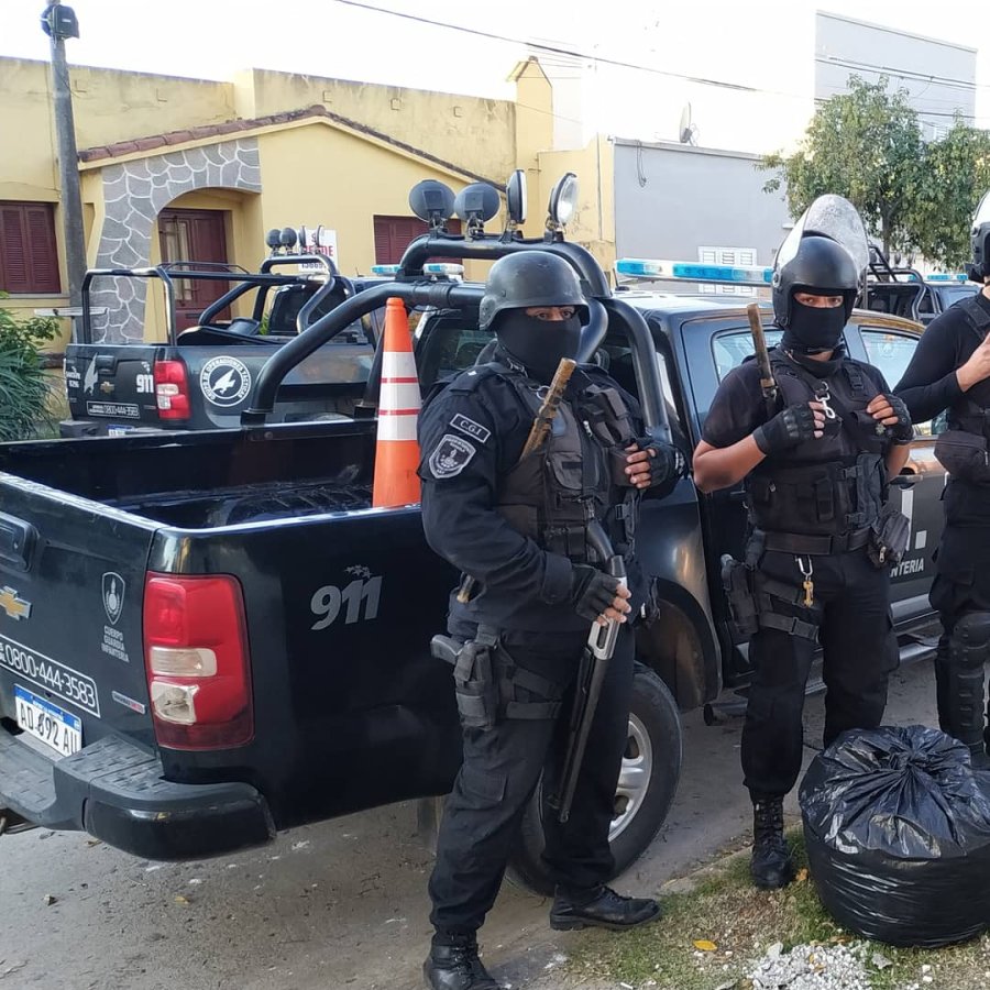FOTO MER. DIGITAL CUERPO GUARDIA DE INFANTERIA. Al menos 8 efectivos de este cuerpo llegaron a Sunchales para reforzar la presencia policial preventiva.