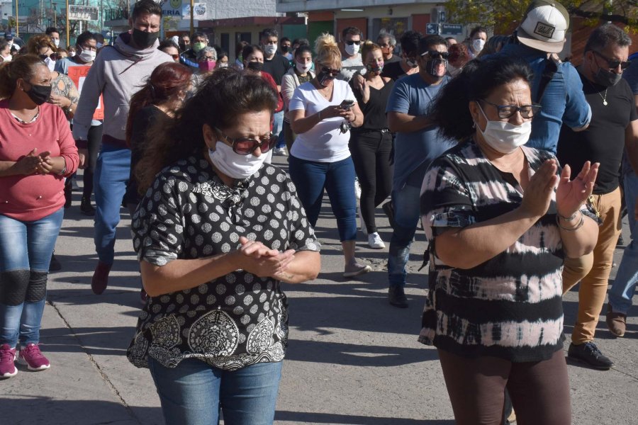 FOTO ARCHIVO DIAS ATRAS. Masivamente marcharon contra la inseguridad en Frontera.