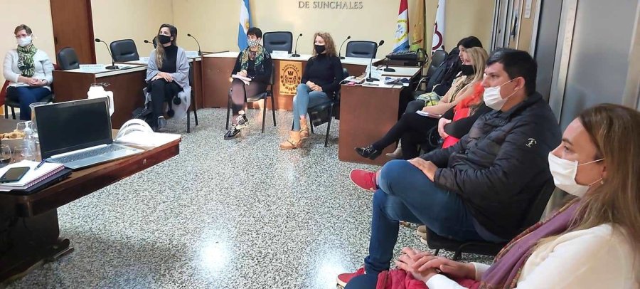 FOTO PRENSA CONCEJO// REUNI&Oacute;N// Dos im&aacute;genes del reciente encuentro concretado en el recinto de sesiones.