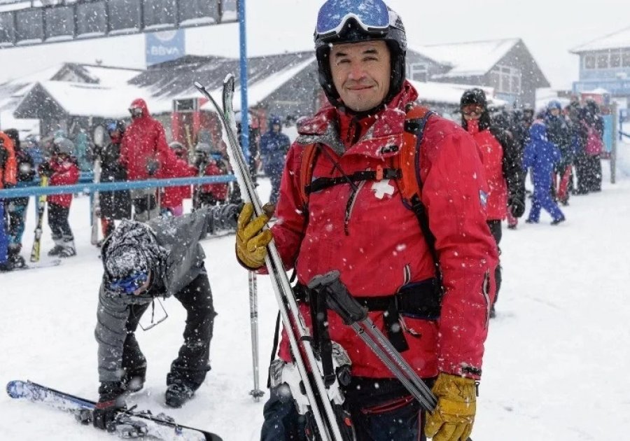 FOTO NA SEPULTADO POR LA NIEVE. Mario Ruiz, jefe de Patrullas del Cerro Catedral muri&oacute; como consecuencias de las heridas recibidas.