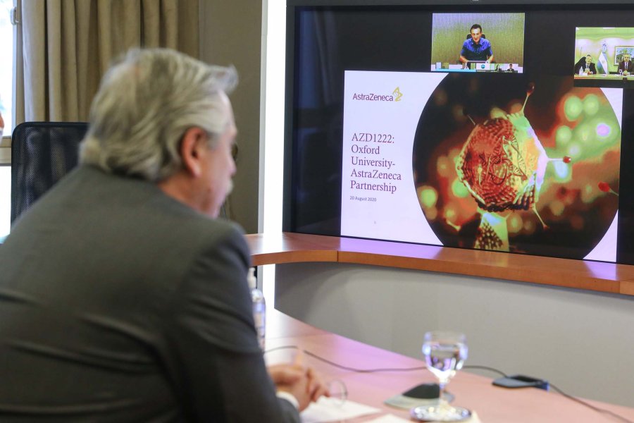 FOTO NA PRESIDENTE. Alberto Fern&aacute;ndez dialog&oacute; ayer con el franc&eacute;s Pascal Soriot.