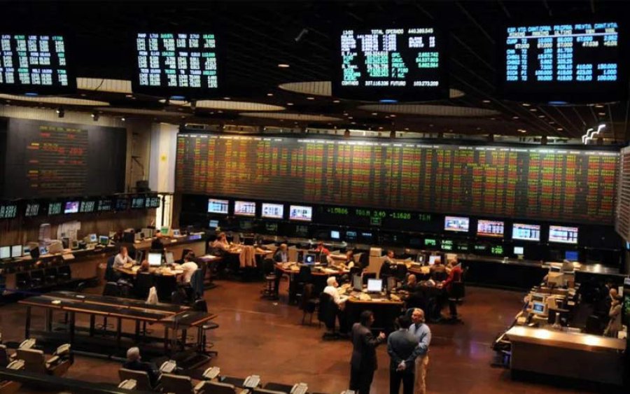 BOLSA PORTE&Ntilde;A. Cerr&oacute; el d&iacute;a con +0,95%, pero con -4,9% en el mes.