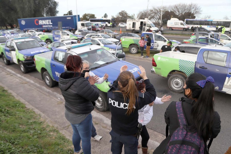 CONCENTRACION. Polic&iacute;as bonaerenses en su segundo d&iacute;a de protestas.