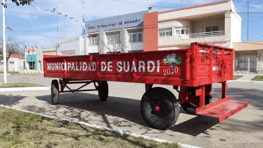 FOTO PRENSA MUNICIPALIDAD// ACOPLADO// El elemento recientemente adquirido.