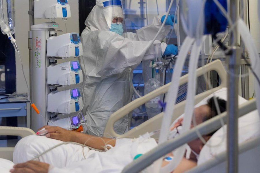 FOTO TELAM// HOSPITAL ALVAREZ// Programa de rehabilitaci&oacute;n intensiva para personas con coronavirus que salen de UTI.
