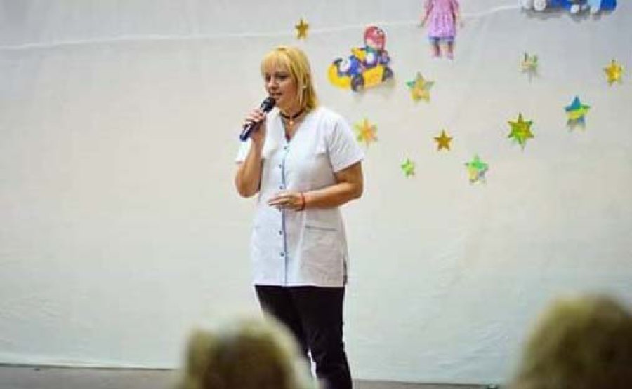 COMUNIDAD EDUCATIVA// Los alumnos y sus docentes, celebran el aniversario. GILDA GANDOLFI// Directora del establecimiento educativo.